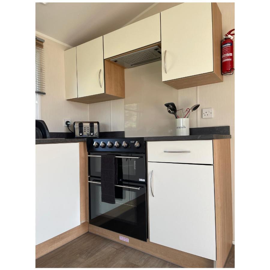 Cosy 3-Bed Caravan Combe Haven St Leonards On Sea Hollington  Exterior foto